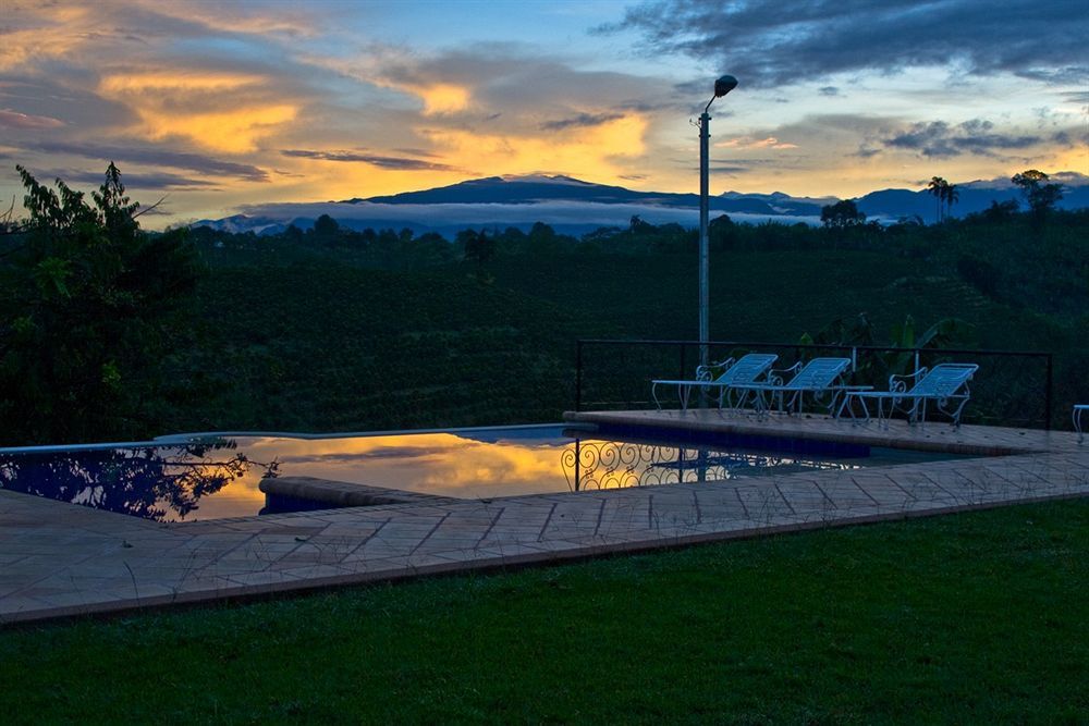 Finca Hotel Los Girasoles Montenegro Exterior photo
